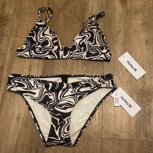 Hurley 2 piece bathing suit